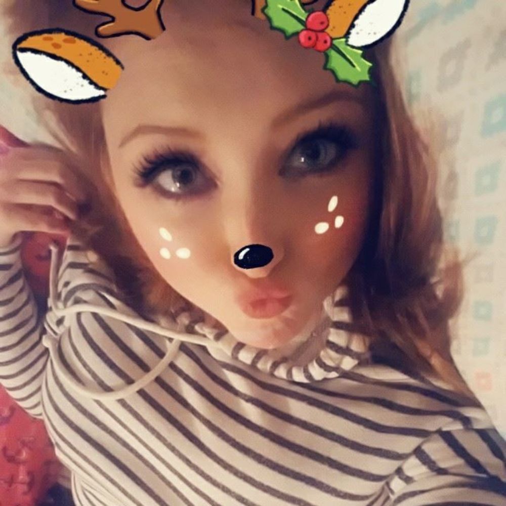 Meet your Posher, Danielle